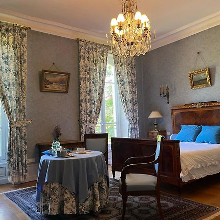 Bed and Breakfast Demeure Des Payratons Saint-Gerand-le-Puy Exterior foto