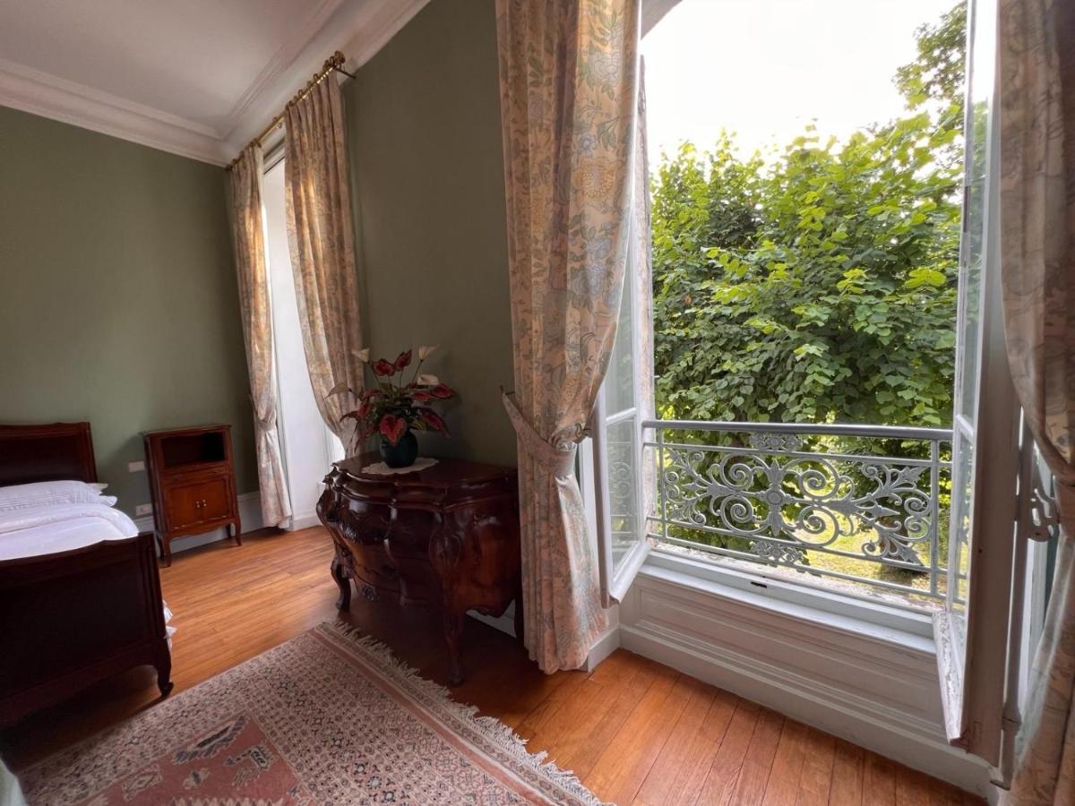 Bed and Breakfast Demeure Des Payratons Saint-Gerand-le-Puy Exterior foto