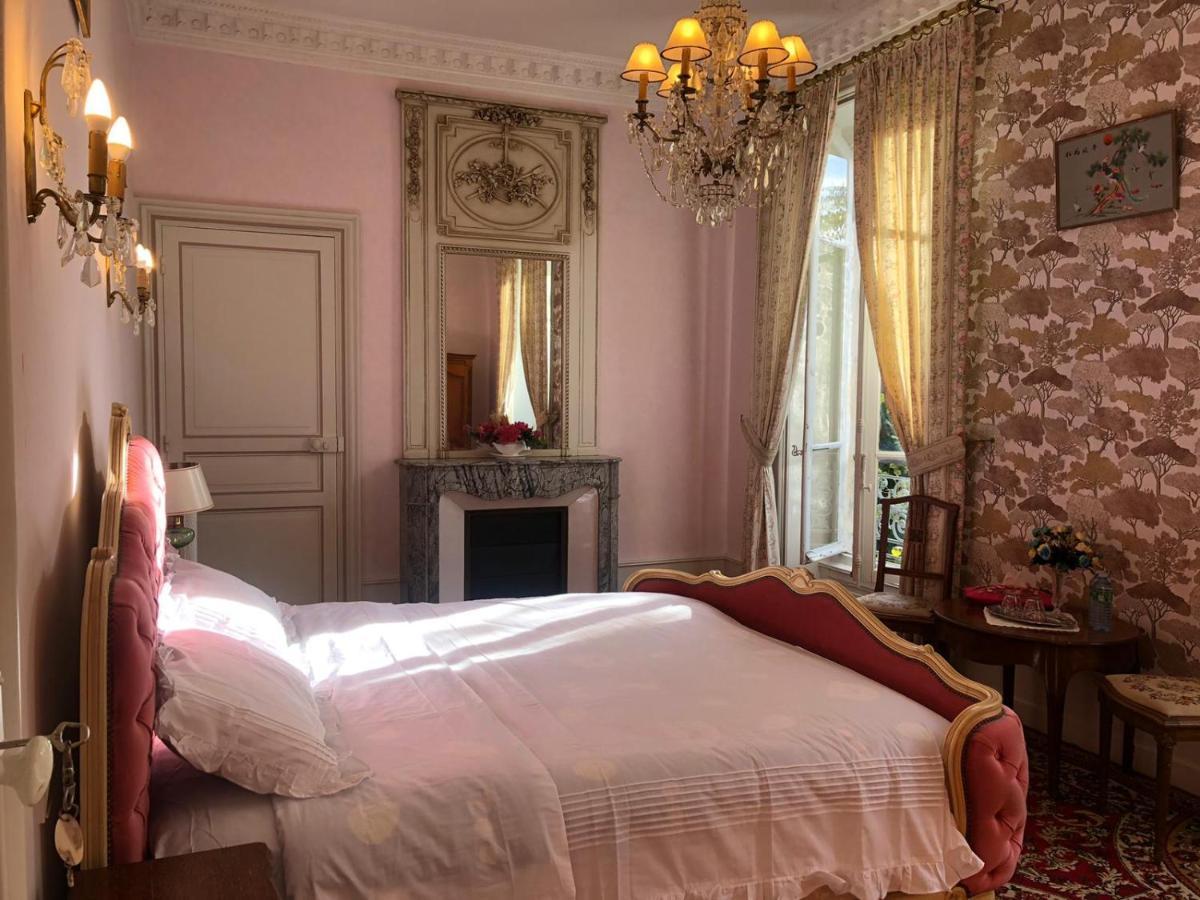 Bed and Breakfast Demeure Des Payratons Saint-Gerand-le-Puy Exterior foto