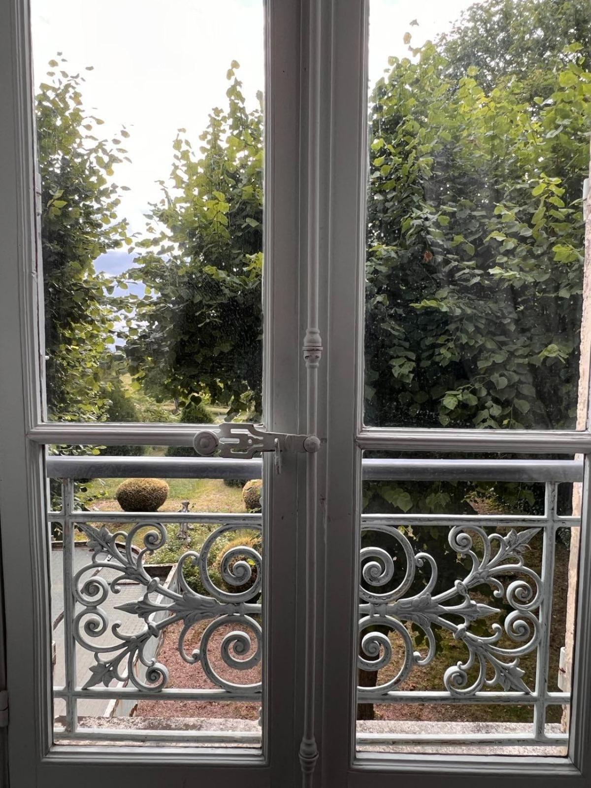 Bed and Breakfast Demeure Des Payratons Saint-Gerand-le-Puy Exterior foto
